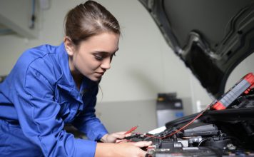 AC servicing – How to maintain an air conditioning in your car!