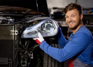 Dull and scratched headlights – Take care of the lights properly!