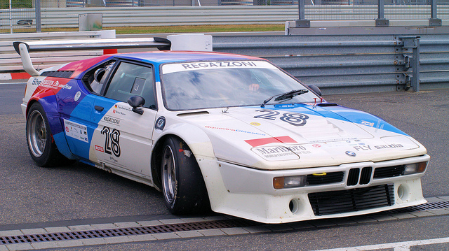 bmw m1 road version