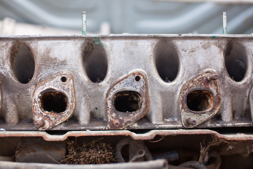driving sounds exhaust manifold