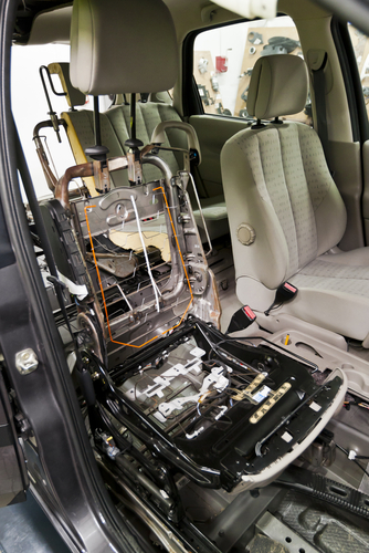 noises from car seats