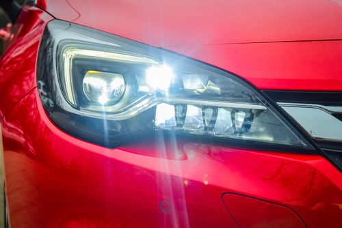 Frontal direction of LED headlights