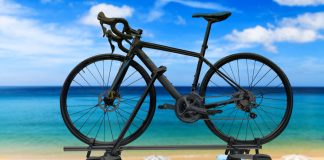Bicycle carrier: on roof or rear – take your bicycle with you!