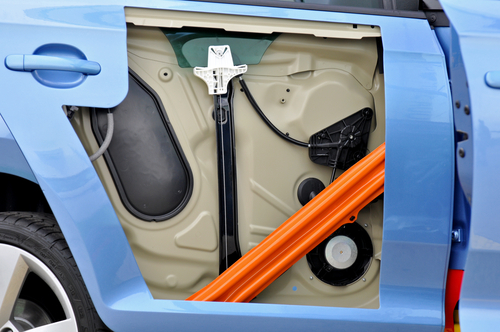 side window with electric window operator