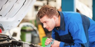 How to replace power steering oil - Smooth driving with fresh steering fluid!