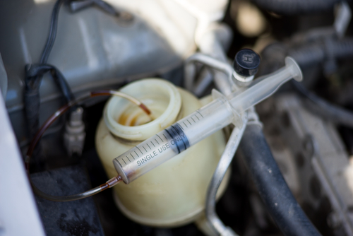 how to remove residues of steering fluid