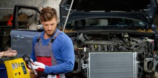 Replacing a car radiator – this is how it's done!