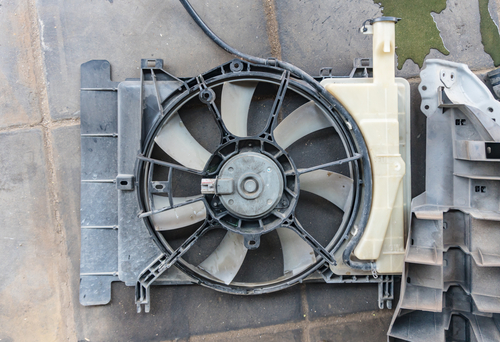how to remove car radiator fan