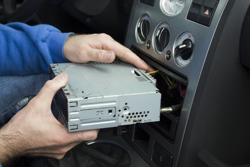 how to install earth on a new car radio