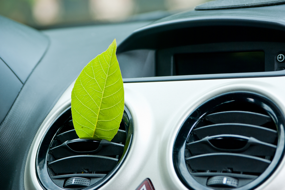 For adequate climate control in the car: DIY replacement of the pollen  filter!