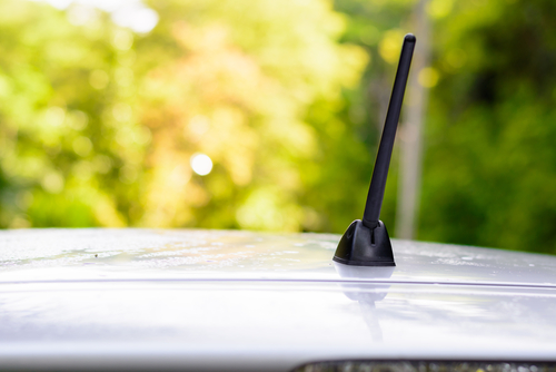 WLAN in the car via antenna
