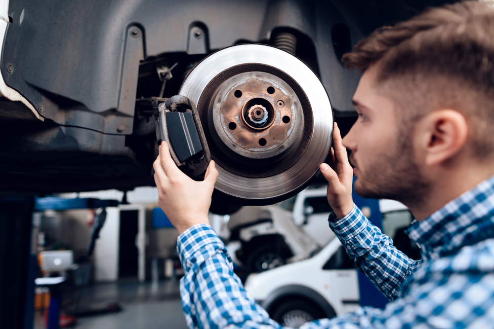 get squeaky brakes repaired at car service station