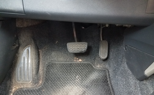 how to check car pedals