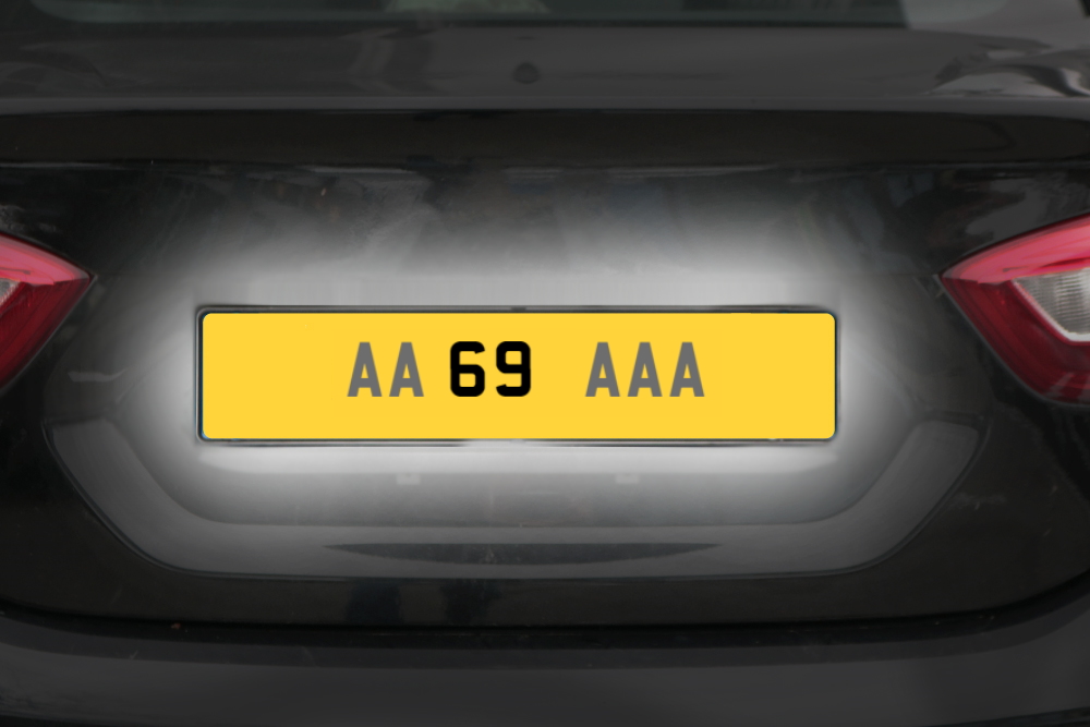 illuminated number plate