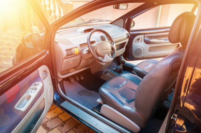 Driving, braking, honking – an ode to the budget car