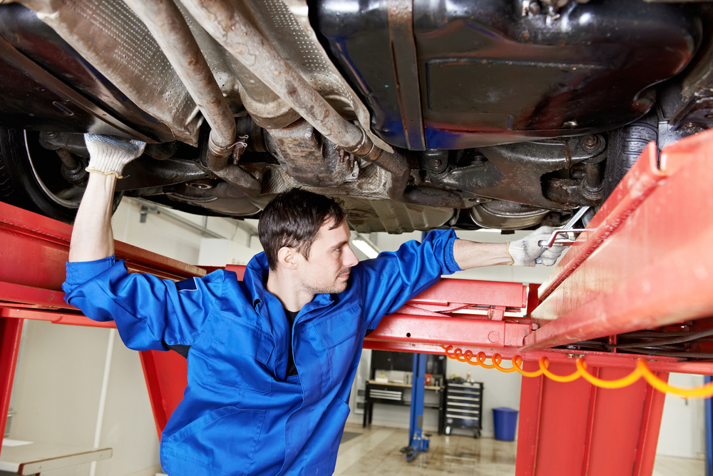 Replace drive shaft yourself or go to a specialist workshop