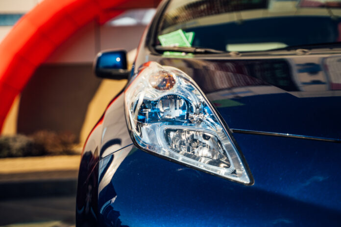 Useful, safe and compulsory: the turn signal on the car