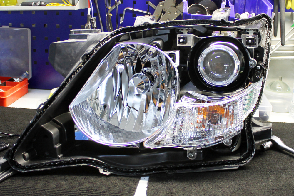 Turn signals on the vehicle