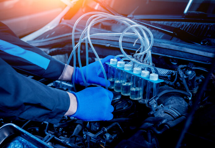 Fuel injectors - pressure to ignite diesel