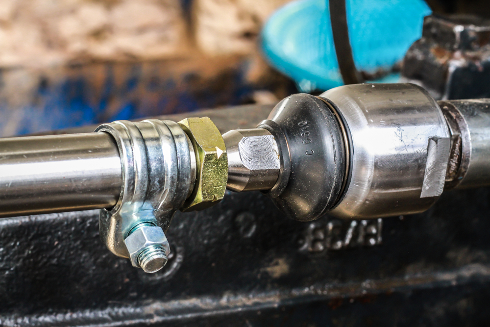Replacing tie rod ends in pairs is not required