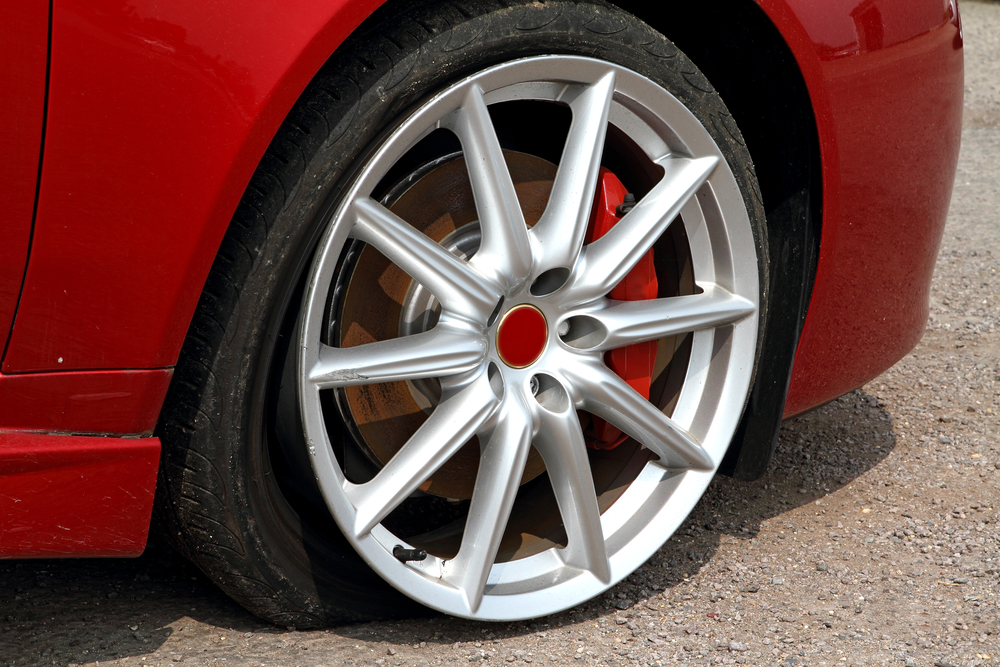 Old and defective tyres may also cause vibrations