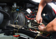 Laying the wiring harness in the car - a real pain in the neck
