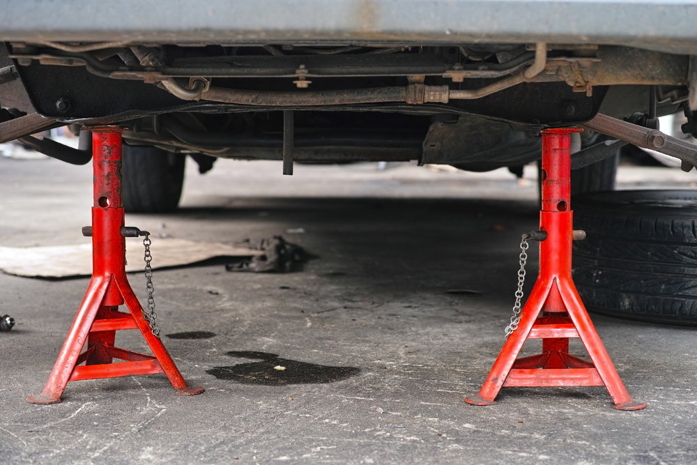 the jacks plus the safety brackets