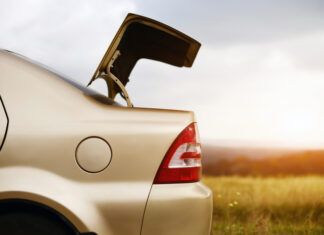 Eliminate squeaking from the boot damper