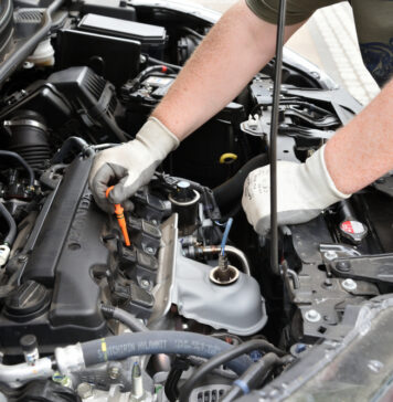 Oil level and oil change: Lubrication in the car & what you can do yourself