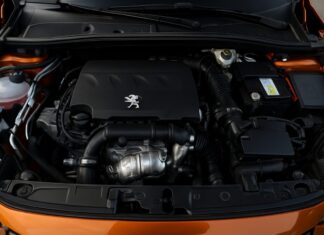 Peugeot 208 engines